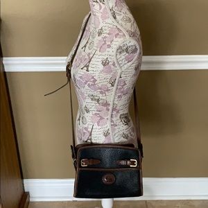Dooney and Bourke purse.